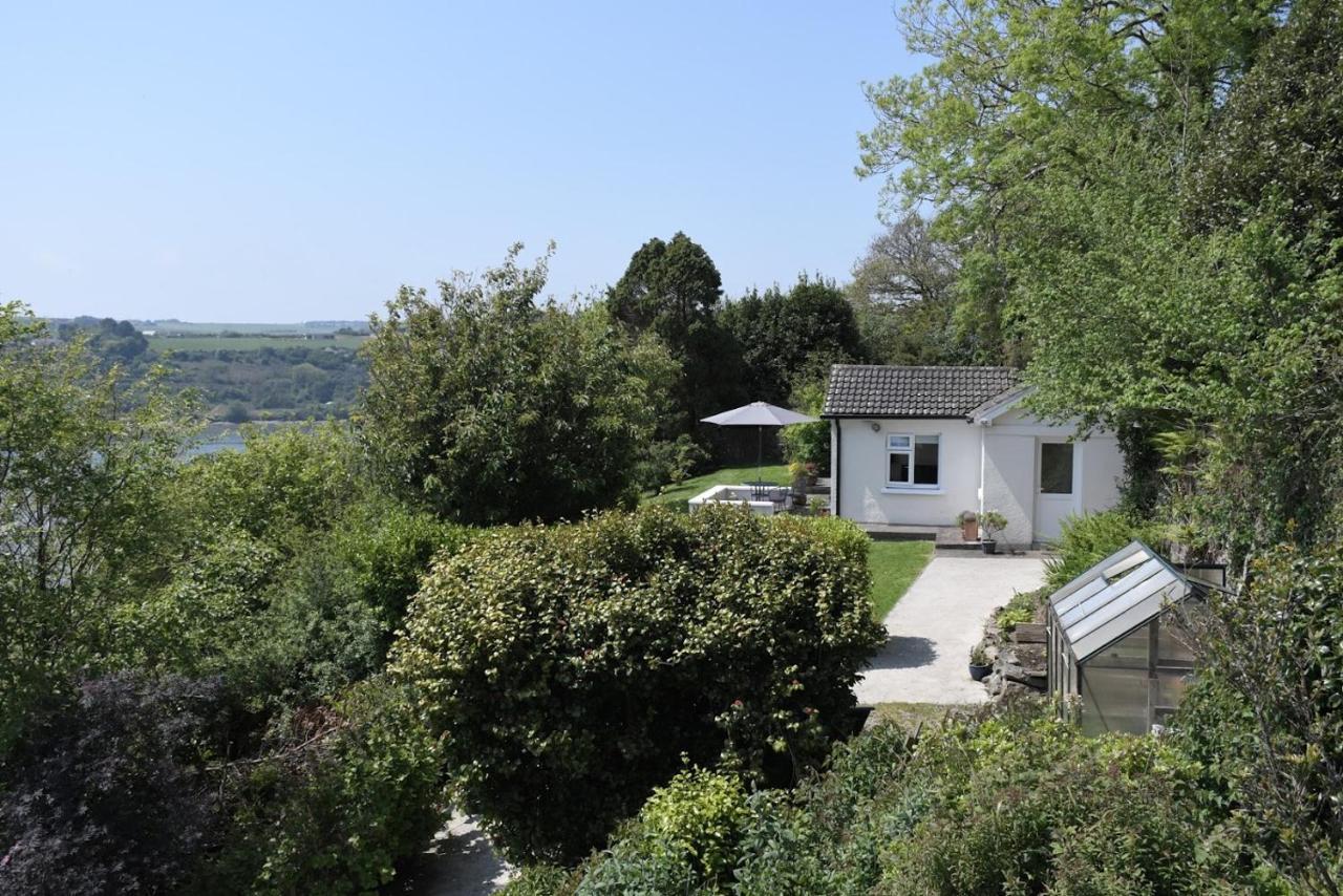 Rocklands Cottage Кинсейл Екстериор снимка